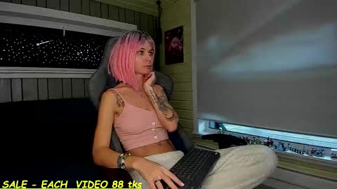 Sandy and Chris online show from 14, 10, 2025