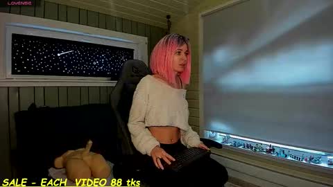 Sandy and Chris online show from 14, 11, 2025