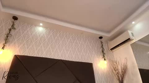 Snapshot of sandy_rivas chatting on 23, 11, 2025 SAM online show from 23, 11, 2025