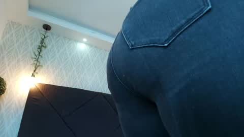 Snapshot of sandy_rivas chatting on 4, 7, 2026 SAM online show from 4, 7, 2026
