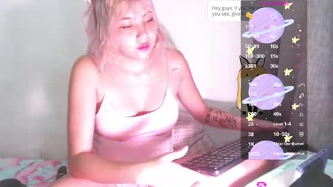 sandy_straw online show from 13, 11, 2025