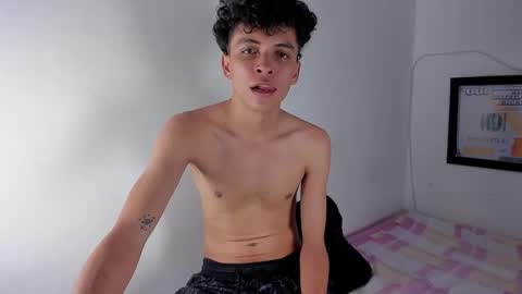 sandy_straw online show from 17, 3, 2026