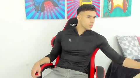 Maximo Santana online show from 11, 5, 2026