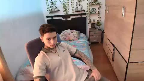 Snapshot of santi_ss chatting on 28, 6, 2026 santi_ss online show from 28, 6, 2026