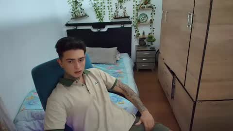 Snapshot of santi_ss chatting on 29, 6, 2026 santi_ss online show from 29, 6, 2026