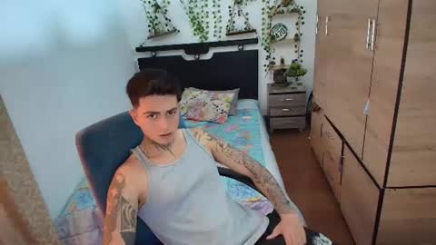 Snapshot of santi_ss chatting on 13, 7, 2026 santi_ss online show from 13, 7, 2026