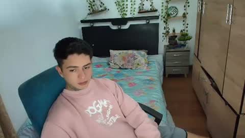 Snapshot of santi_ss chatting on 29, 7, 2026 santi_ss online show from 29, 7, 2026