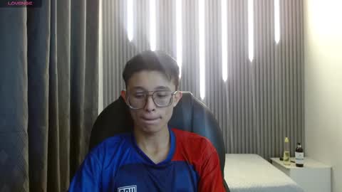 santiago_russo18 online show from 20, 2, 2026