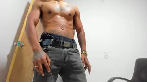 Snapshot of santiagogtx chatting on 31, 12, 2024 Santiago online show from 31, 12, 2024