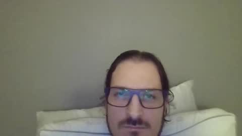 santiagorivera012477 online show from 18, 3, 2026