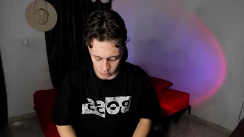 Julius Novachrono  online show from 20, 12, 2025