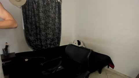 Snapshot of santiceballo chatting on 24, 6, 2026 Julius Novachrono online show from 24, 6, 2026