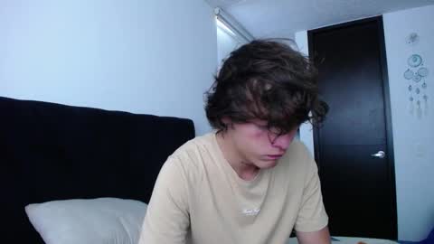 Santii online show from 11, 12, 2024