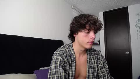 Santii online show from 27, 2, 2025