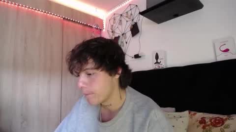 Santii online show from 21, 2, 2026