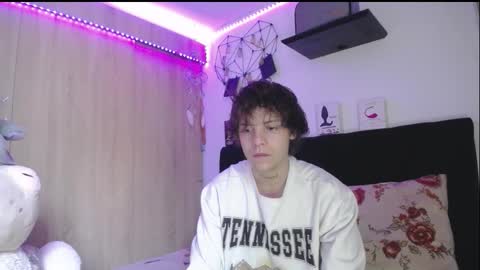 Snapshot of santii_rose chatting on 30, 3, 2026 Santii online show from 30, 3, 2026