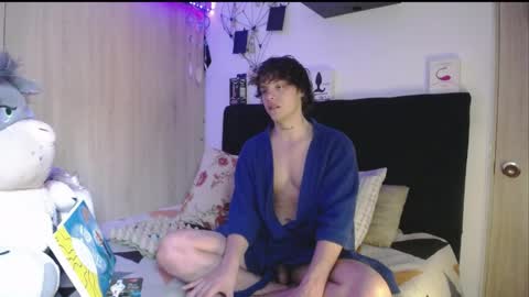 Snapshot of santii_rose chatting on 28, 4, 2026 Santii online show from 28, 4, 2026