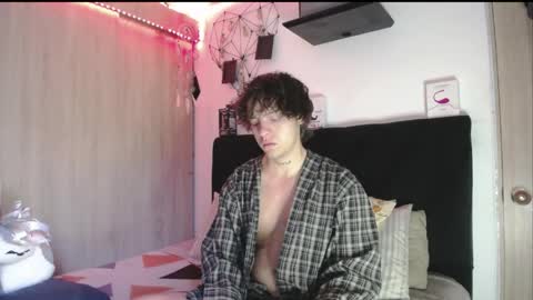 Snapshot of santii_rose chatting on 30, 4, 2026 Santii online show from 30, 4, 2026