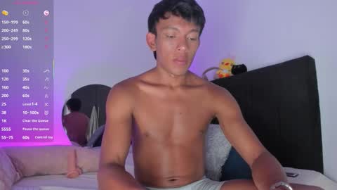 Snapshot of santinaugthy chatting on 17, 3, 2026 santi online show from 17, 3, 2026