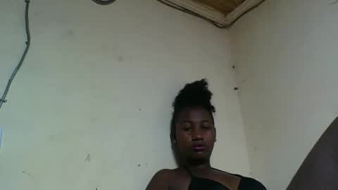 Snapshot of santiola chatting on 14, 3, 2026 santiola online show from 14, 3, 2026