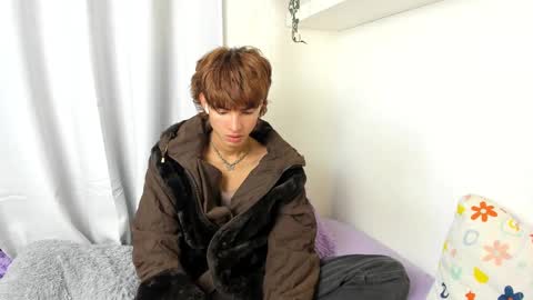 Snapshot of santy_kitty chatting on 13, 1, 2025 kitty online show from 13, 1, 2025