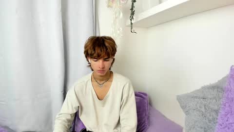 Snapshot of santy_kitty chatting on 19, 1, 2025 kitty online show from 19, 1, 2025