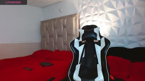 Santyago online show from 1, 12, 2024