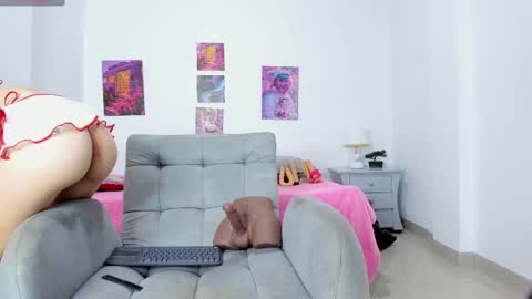 saori_022 online show from 1, 10, 2025