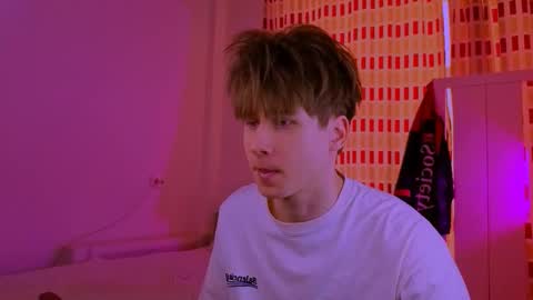 Snapshot of sapph1res chatting on 21, 3, 2026 sapph1res online show from 21, 3, 2026