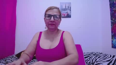 Snapshot of sara211 chatting on 29, 12, 2024 sara online show from 29, 12, 2024