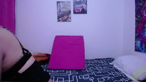 Snapshot of sara211 chatting on 6, 2, 2025 sara online show from 6, 2, 2025