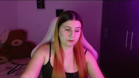 sara_160 online show from 7, 5, 2026