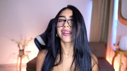 Sara  online show from 30, 12, 2024