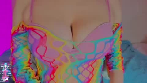 sara allenx online show from 27, 7, 2026
