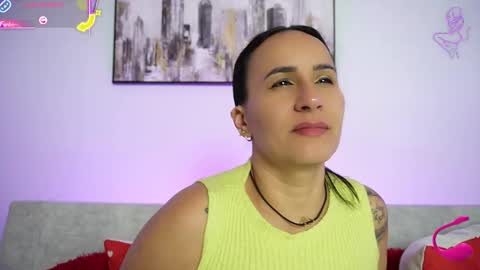 Snapshot of sara_charmy chatting on 1, 12, 2025 online show from 1, 12, 2025