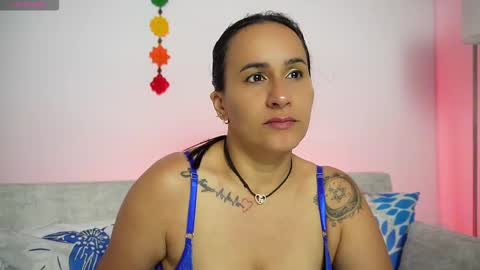 Snapshot of sara_charmy chatting on 16, 3, 2026 online show from 16, 3, 2026