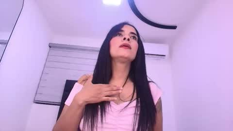 Snapshot of sara_cook chatting on 27, 3, 2026 Sara Cook online show from 27, 3, 2026