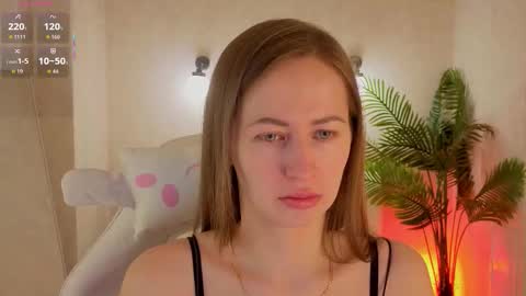 sara_hwan online show from 16, 3, 2026