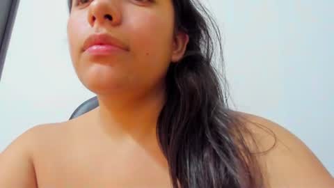 sara_len online show from 16, 7, 2026