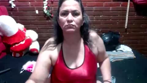 Snapshot of sara_love43 chatting on 6, 5, 2026 Sara love online show from 6, 5, 2026