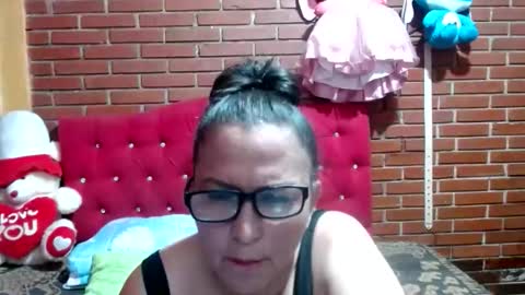 Snapshot of sara_love43 chatting on 30, 5, 2026 Sara love online show from 30, 5, 2026