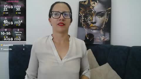 Sara   online show from 5, 5, 2026