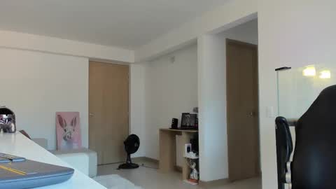 Sara online show from 9, 9, 2025