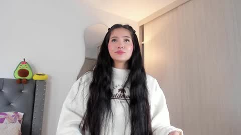 Snapshot of sara_queen9 chatting on 28, 1, 2025 Sara online show from 28, 1, 2025