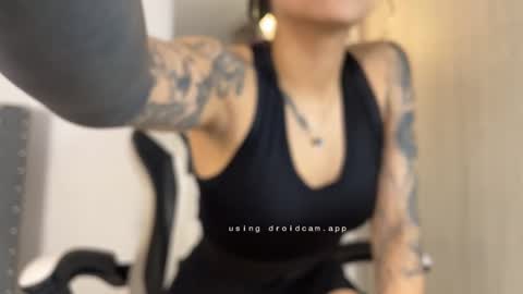 Snapshot of sara_queen9 chatting on 20, 2, 2025 Sara online show from 20, 2, 2025