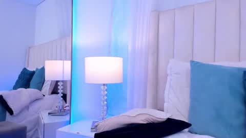 Snapshot of sara_sanders chatting on 27, 9, 2025 sara_sanders online show from 27, 9, 2025