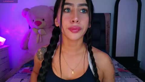 sara_stone03 online show from 15, 3, 2026