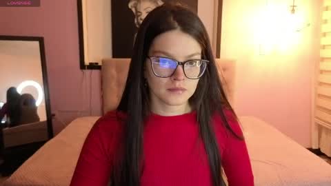 sara_valderrama_ online show from 7, 4, 2026