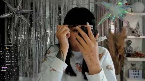 Snapshot of saraadesire chatting on 18, 2, 2025 Sara online show from 18, 2, 2025