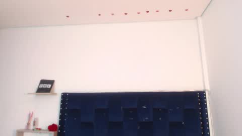 SARAHGIL online show from 23, 2, 2025